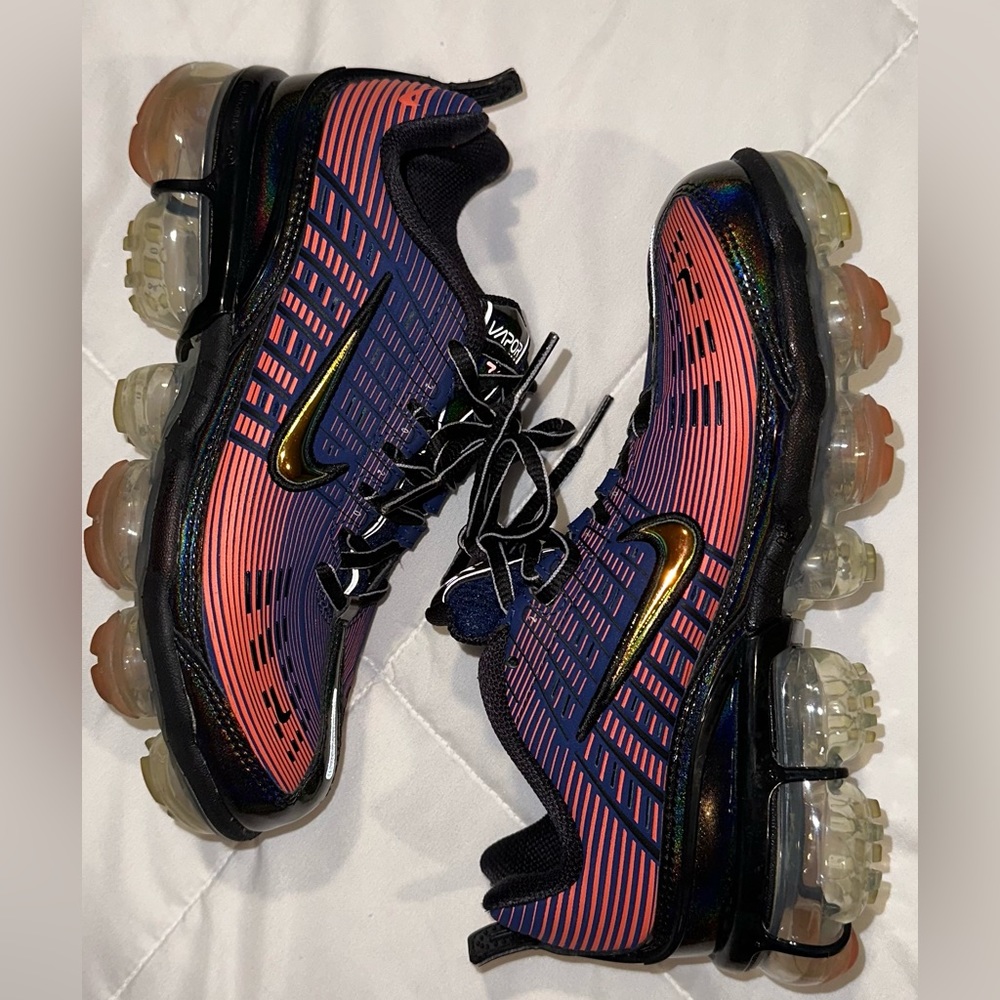Nikevapormax360. W Size 6.5. Multi Color, Iridesc… - image 7